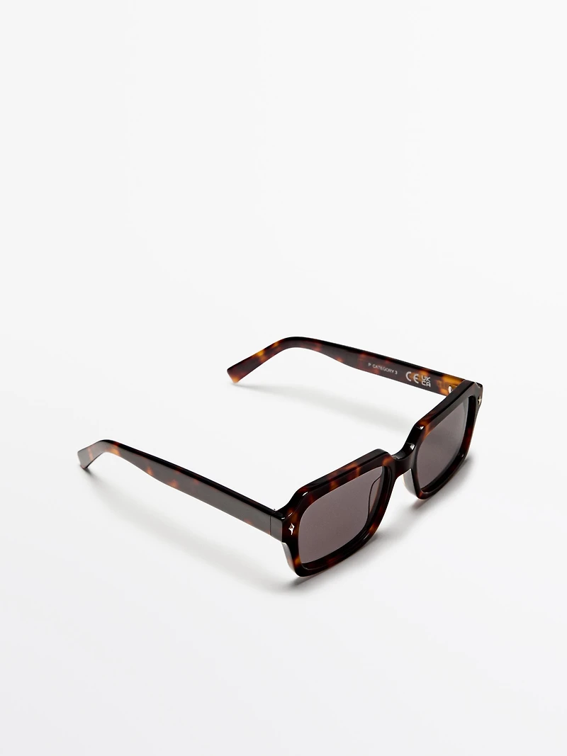 Rectangular sunglasses