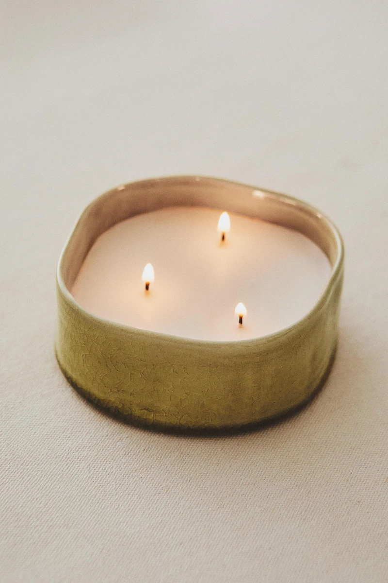 G) FLORAL BEYOND SCENTED CANDLE