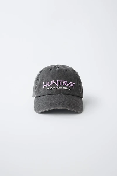 KPOP DEMON HUNTERS™ NETFLIX © WASHED EFFECT CAP