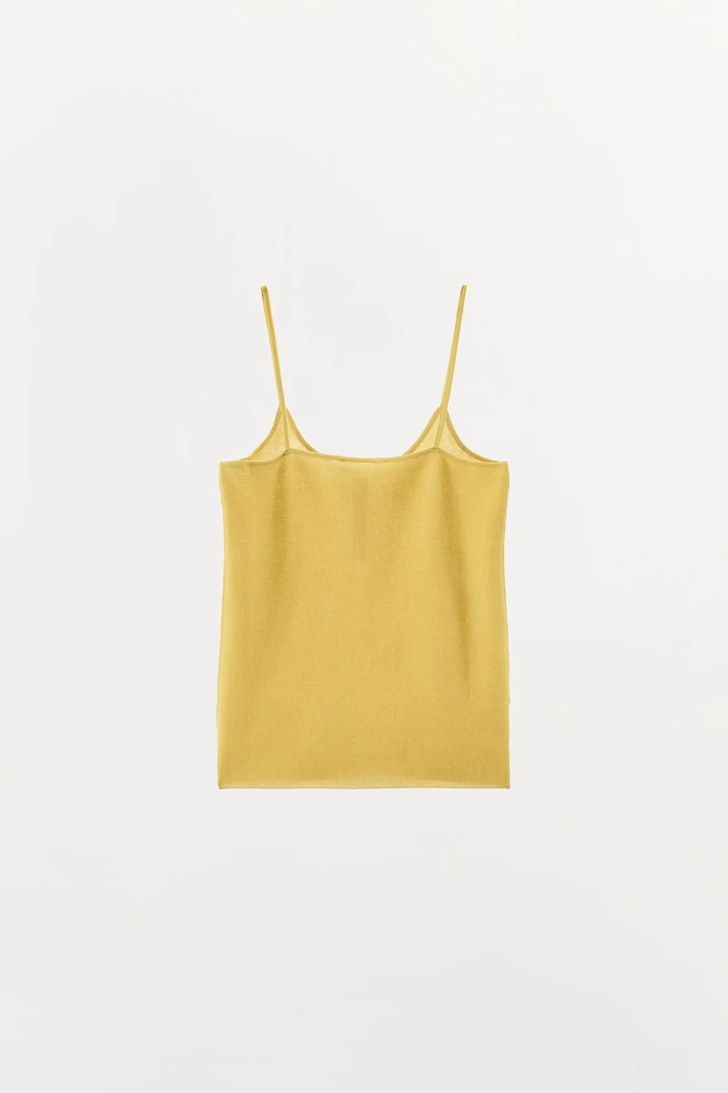 TOP EN MAILLE À BRETELLES