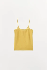 TOP EN MAILLE À BRETELLES