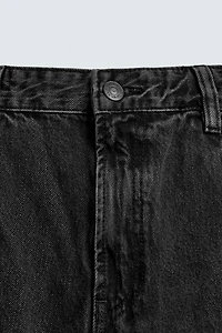 JEAN RELAXED BARREL FIT