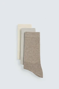 THREE-PACK RIBBED SOCKS