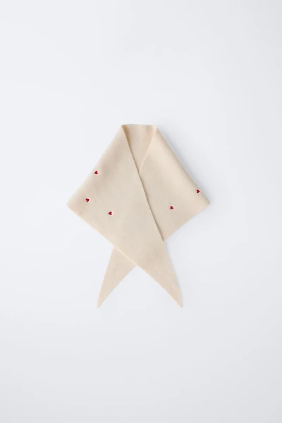 EMBROIDERED HEART KNIT SCARF