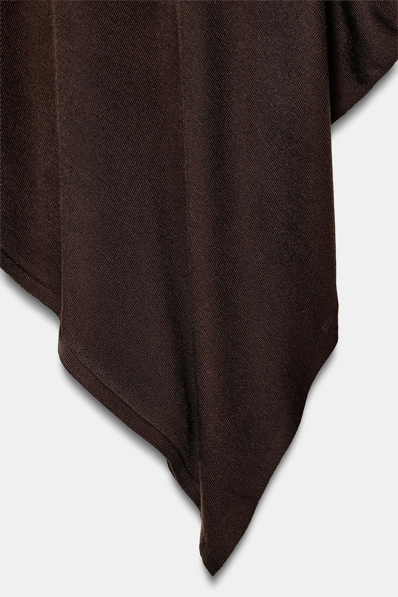 TOP ASYMÉTRIQUE EN MAILLE