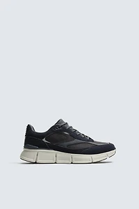 TECHNICAL SNEAKERS