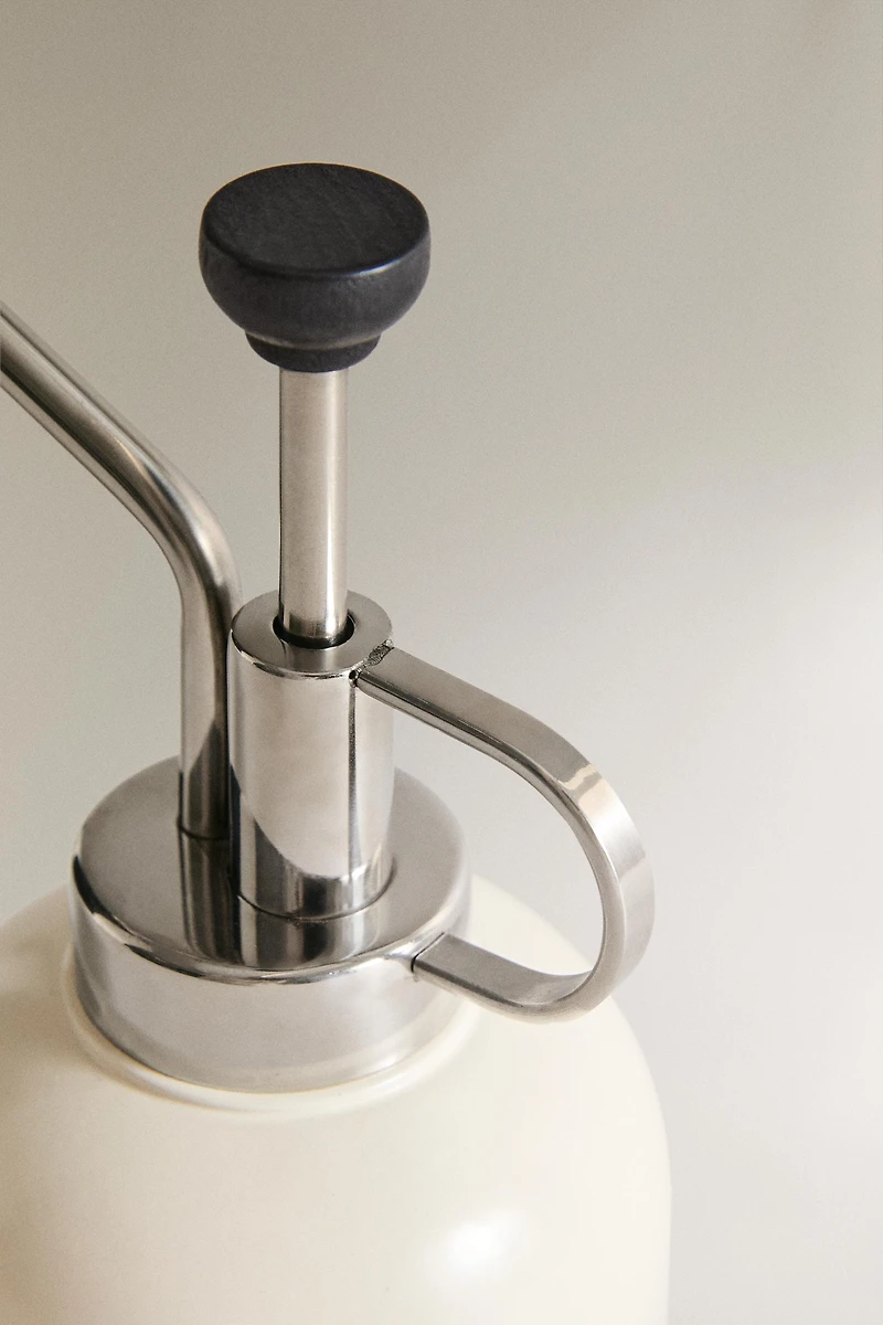 STEEL GARDEN SPRAYER