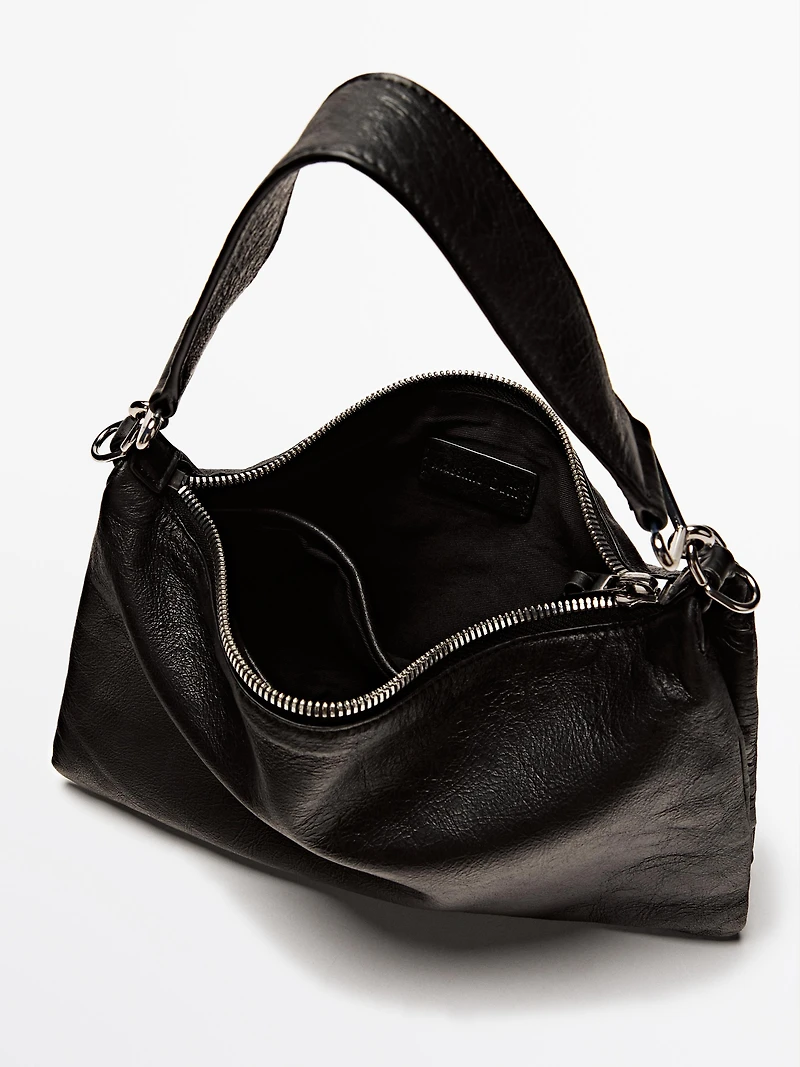 Small nappa leather bag with compartments