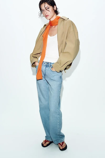 JACKET WITH REMOVABLE HOODIE