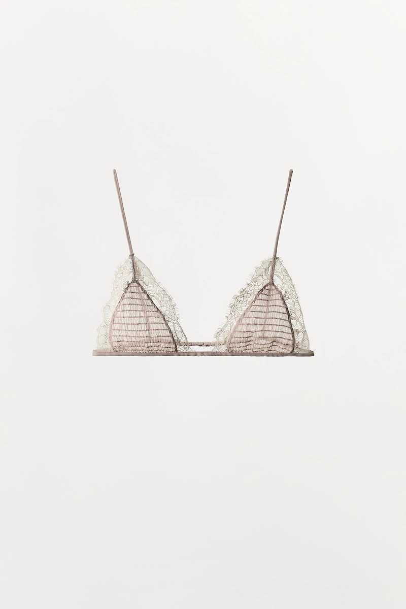 TEXTURED LACE TRIANGLE BRALETTE