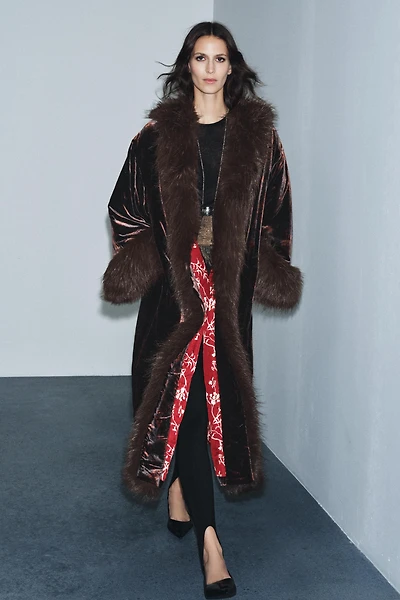 FAUX FUR PRINT VELVET COAT