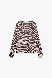 FINE KNIT SWEATER