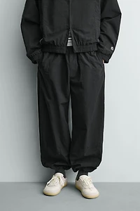CONTRAST STRIPES TECHNICAL JOGGER PANTS