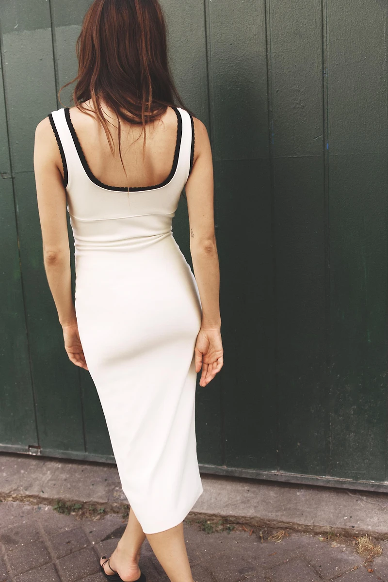 CONTRAST LONG DRESS