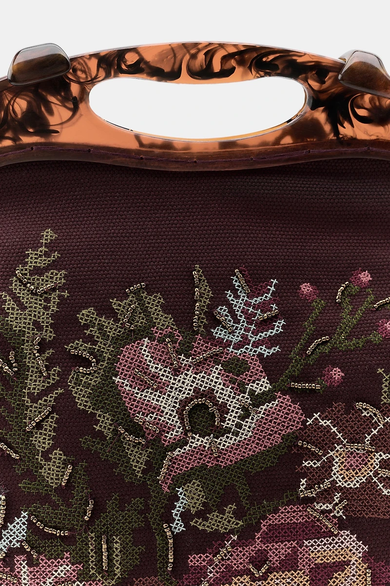 FLORAL EMBROIDERED BAG WITH TORTOISESHELL HANDLE
