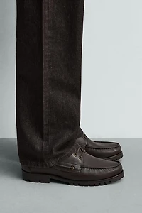LEATHER BOAT SHOES