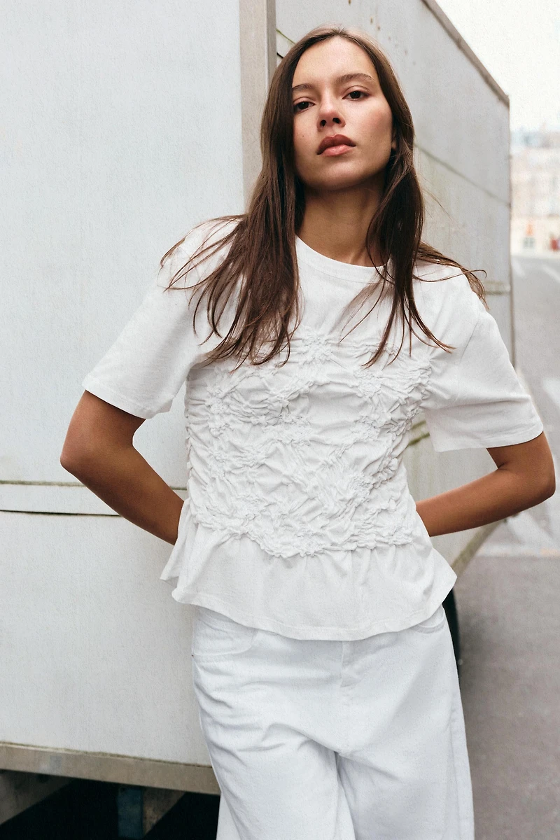 SHORT SLEEVE RUCHED TOP
