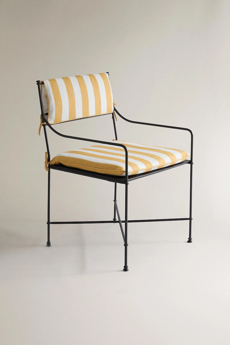 STRIPED ARMCHAIR SEAT CUSHION