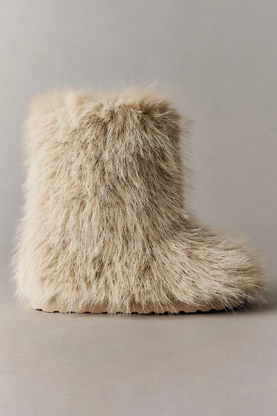 FURRY SNOW BOOTS