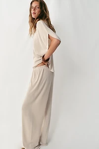 RUSTIC CAPE SLEEVE TOP