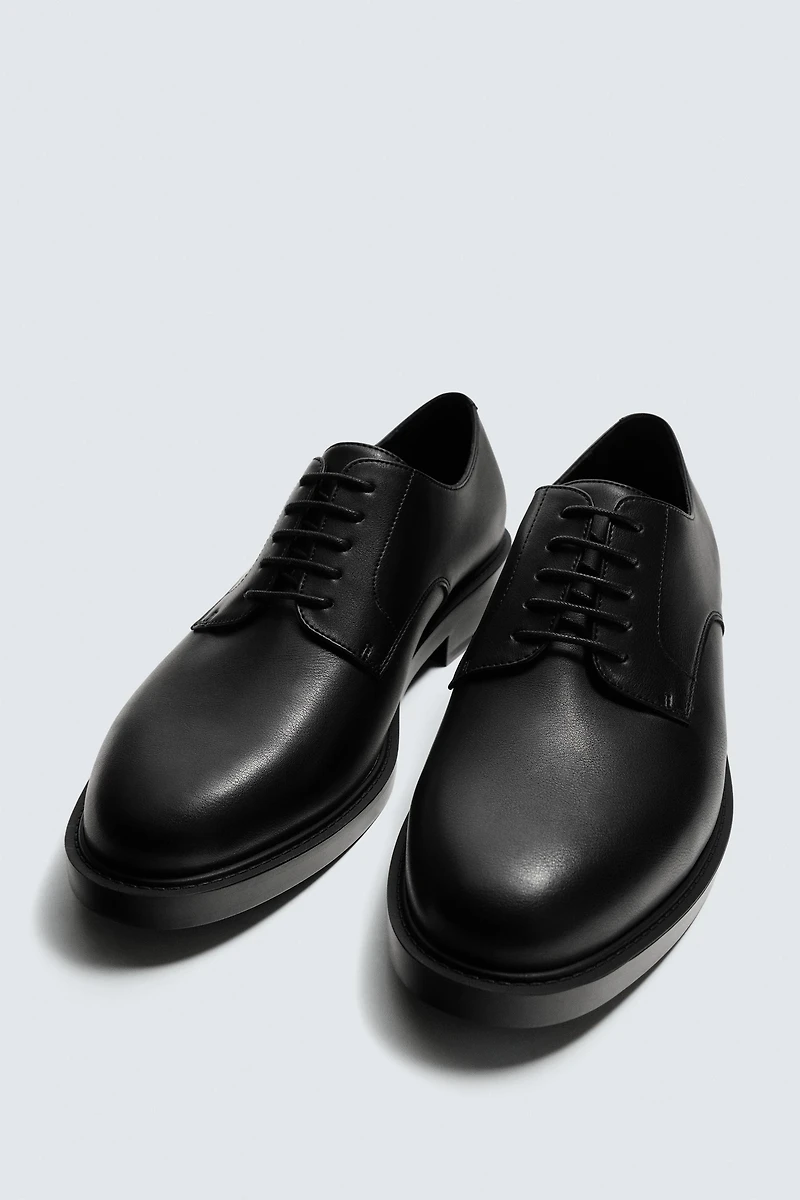 DRESS SHOES