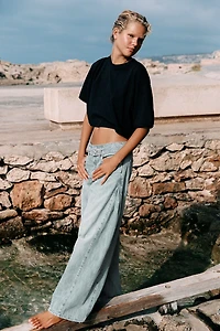 OVERSIZED CROP TOP