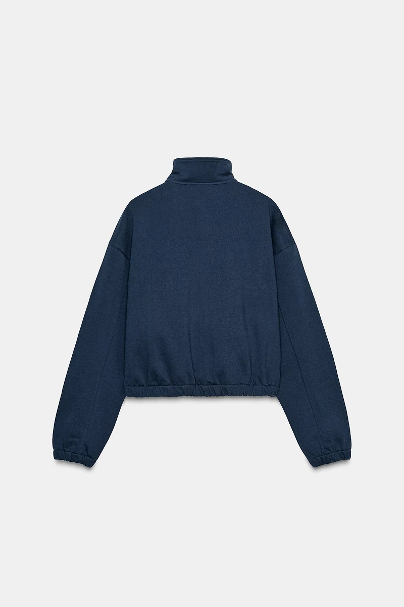 LACE TRIM SWEATSHIRT