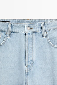 Slim fit jeans