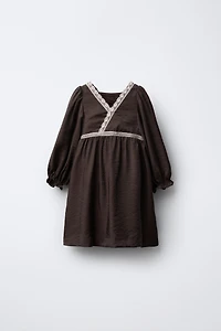 CONTRAST LACE SATIN EFFECT DRESS