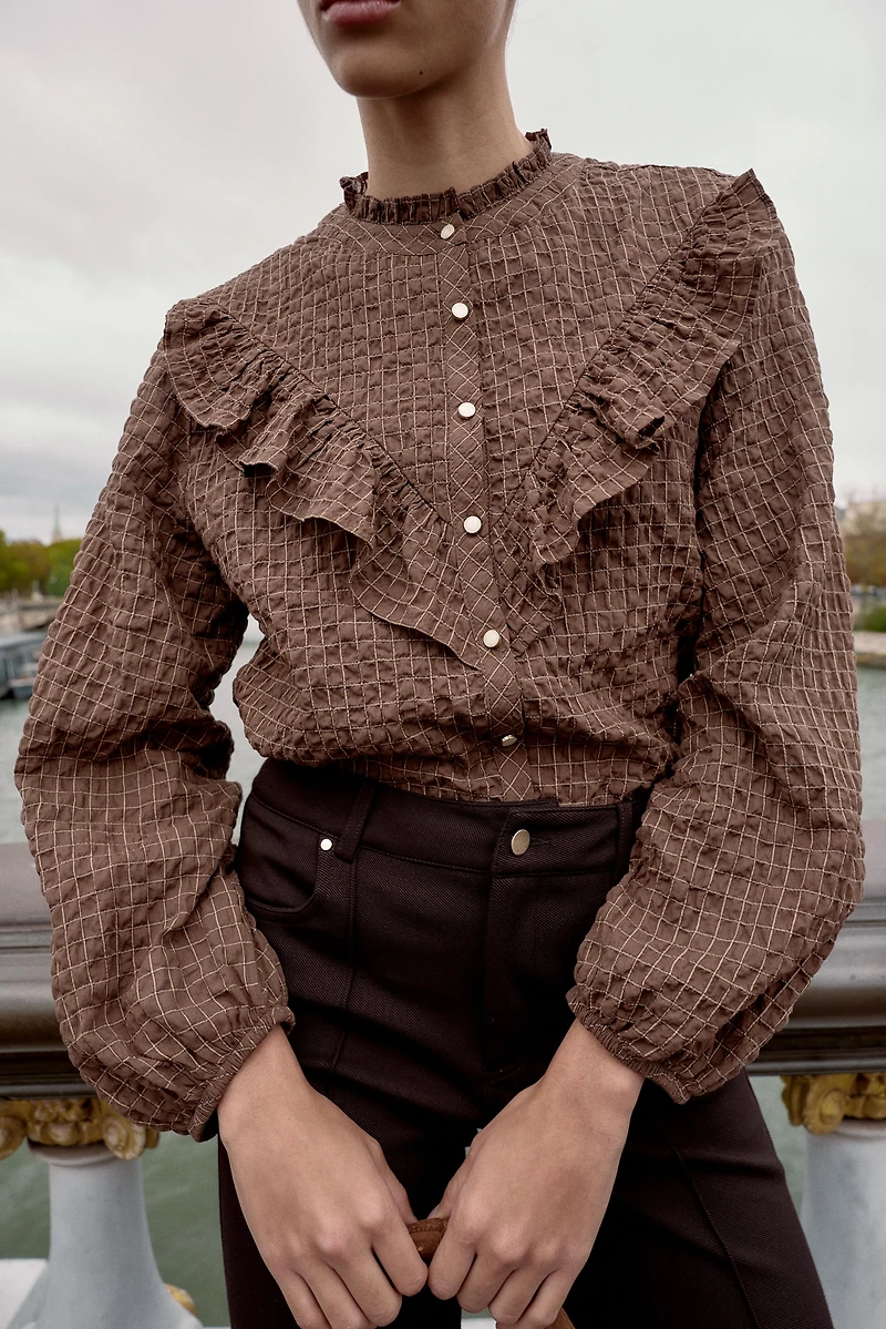 PLAID RUFFLED BLOUSE