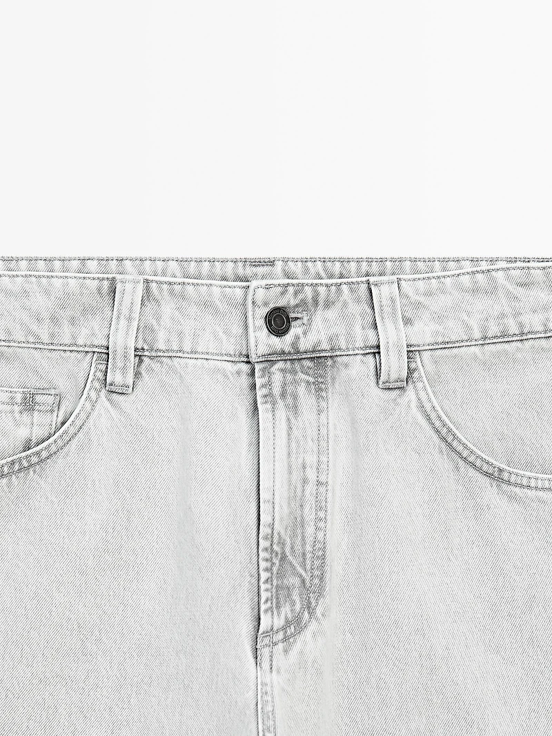 Relaxed-fit jeans