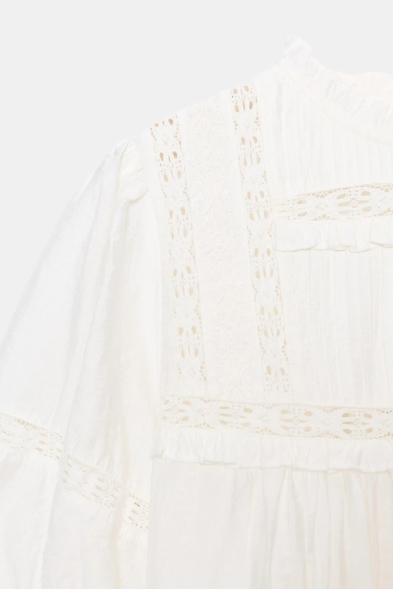 ROMANTIC PUFF SLEEVE BLOUSE