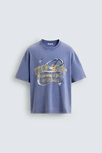 T-SHIRT À IMPRIMÉ GRAPHIQUE VARSITY