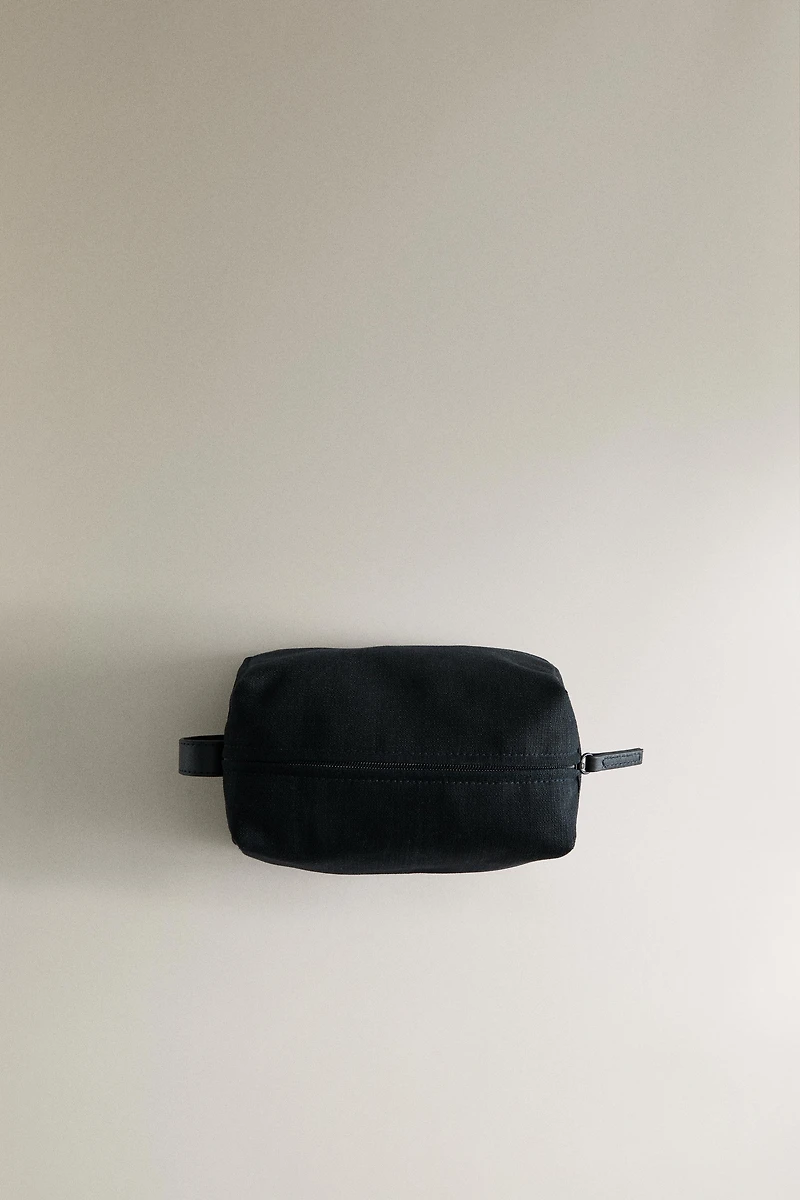 FABRIC MAKEUP BAG