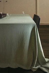 CHRISTMAS THREAD LINEN TABLECLOTH