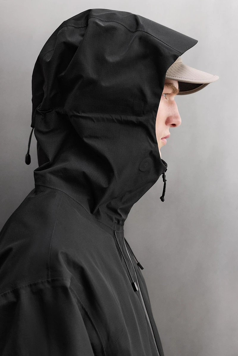 WATERPROOF SHELL TECHNICAL JACKET