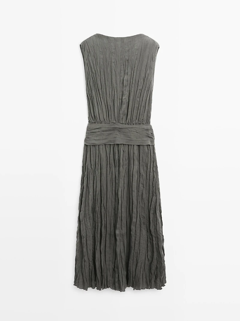 Textured flowing fabric dress with sash belt