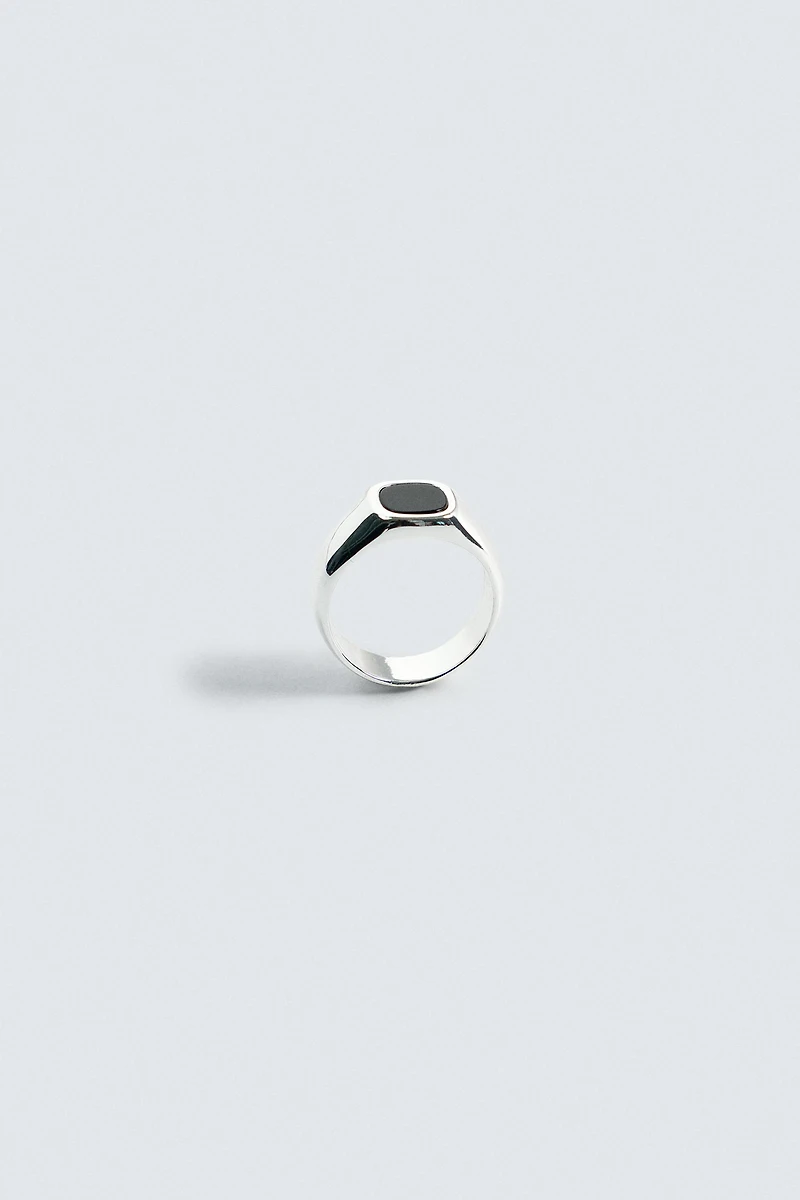 STONE SIGNET RING