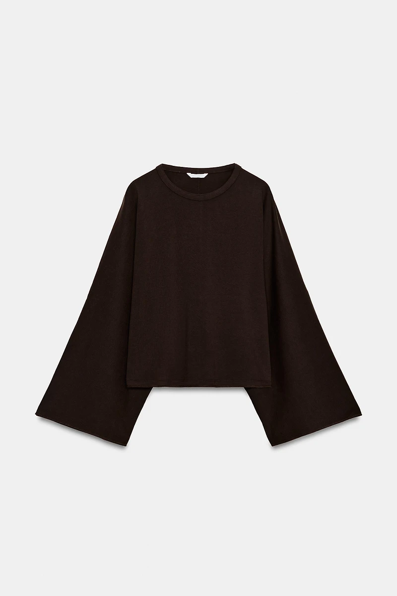 CAPE SLEEVE T-SHIRT