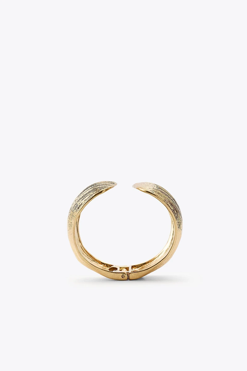 TEXTURED RIGID BRACELET