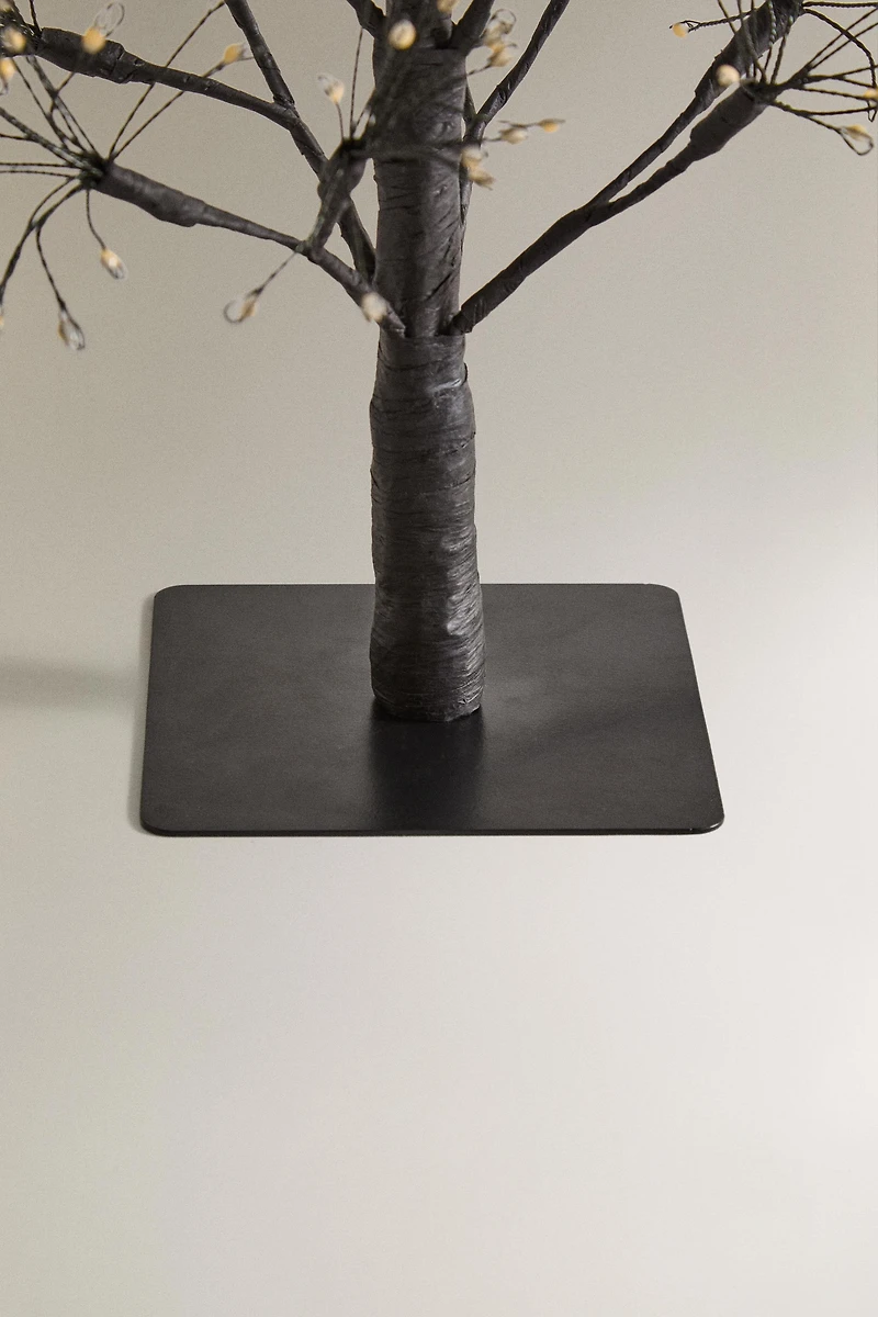 LED LIGHT CHRISTMAS TREE (19.7")