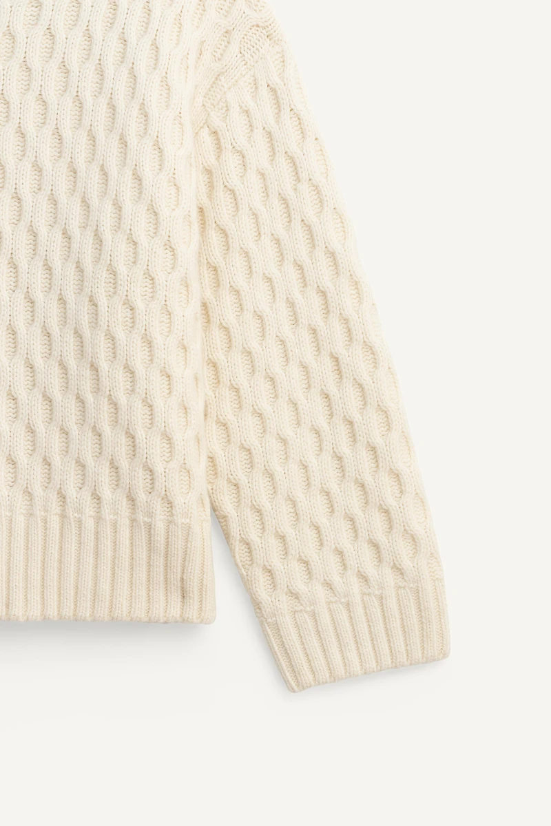 PULL EN JACQUARD GÉOMÉTRIQUE ÉDITION LIMITÉE