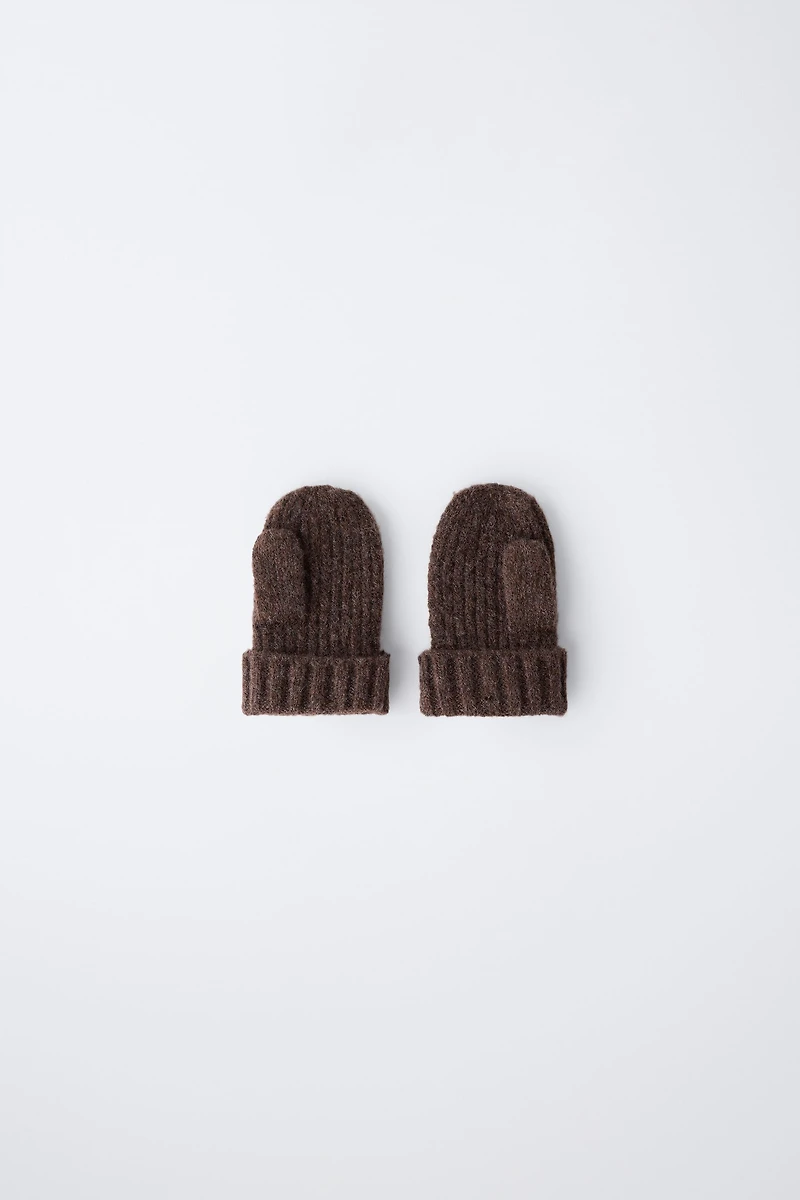 PLAIN KNIT MITTENS