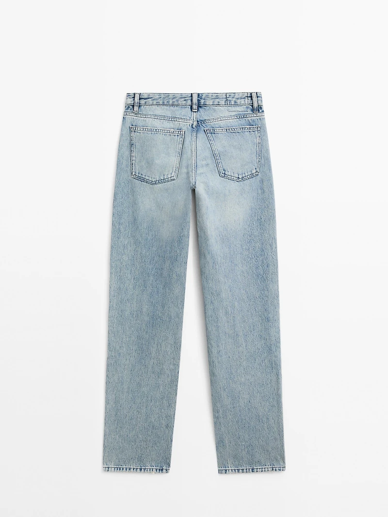 Low-rise straight-leg jeans