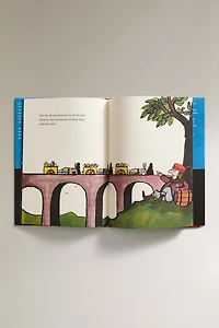 THE THREE ROBBERS KIDS' BOOK (ENGLISH)