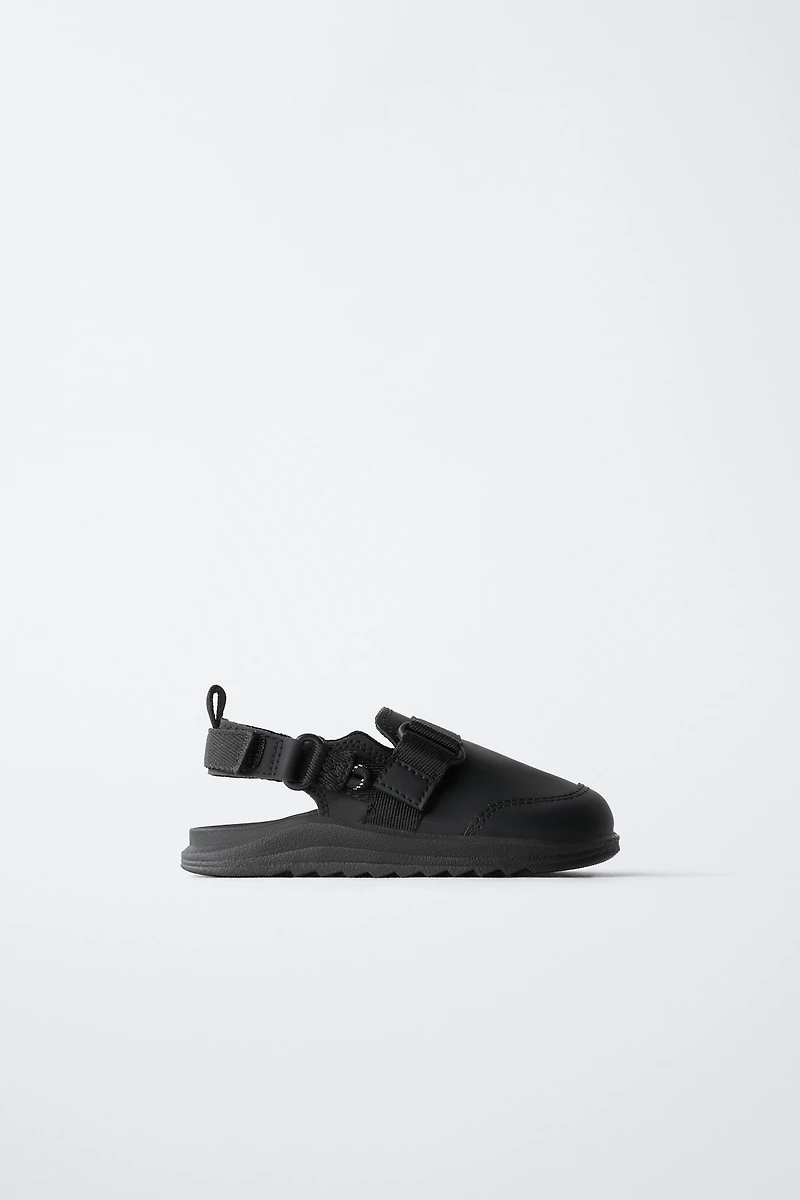 RUBBERIZED CLOGS