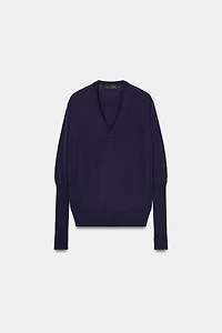 PULL EN MAILLES EXTRAFINES À COL V