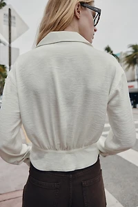 SATIN EFFECT FITTED WAIST SHIRT