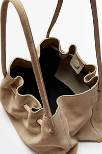 Sac froncé en croûte de cuir