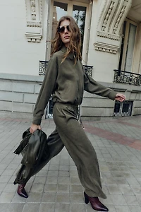 WIDE LEG ELASTIC WAIST PANTS